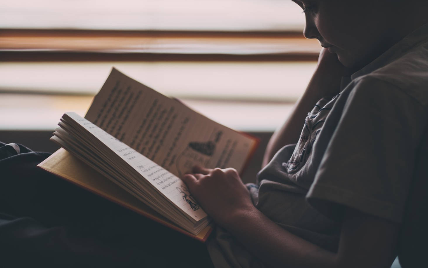 Cari bambini, crescete in fretta e facilitate gli adulti