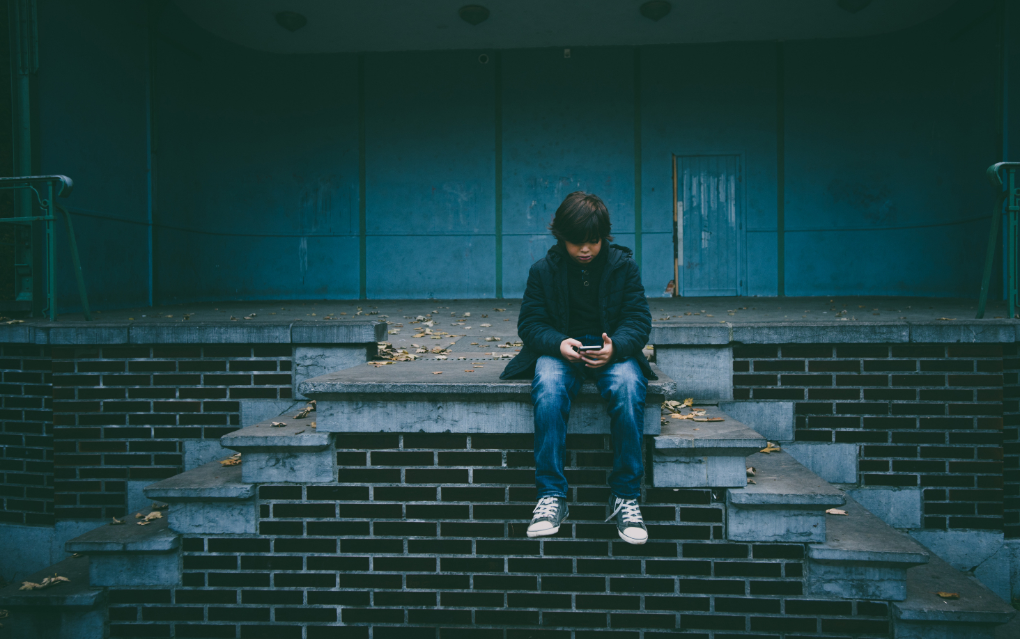 Bambini e smartphone: in aumento i ritardi del linguaggio
