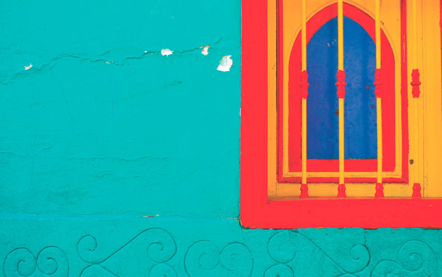 La pittura si fa galeotta, il passaggio attraverso il muro