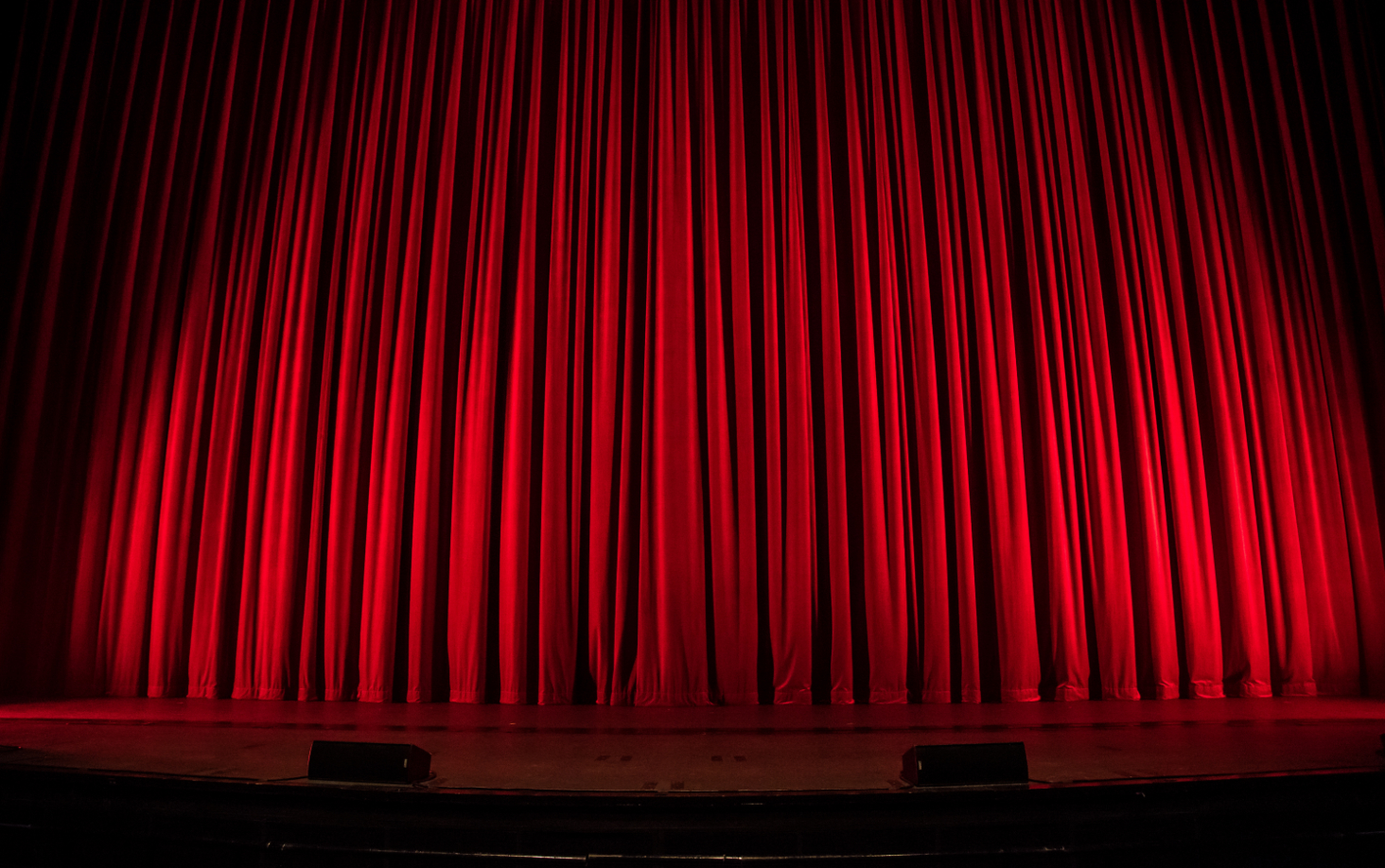 Affrontare la fobia sociale grazie alla teatroterapia
