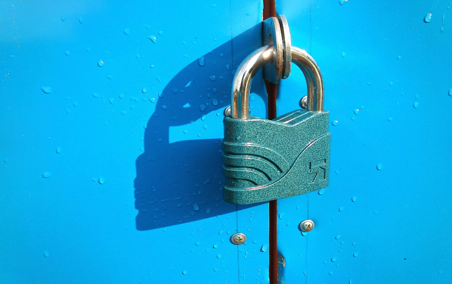 Il modello familiare iperprotettivo: quali conseguenze?